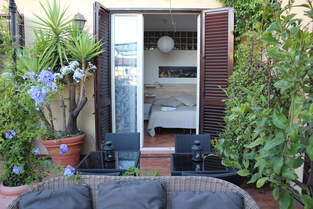 Terrazza Duomo Bed and Breakfast Neapel Rum bild
